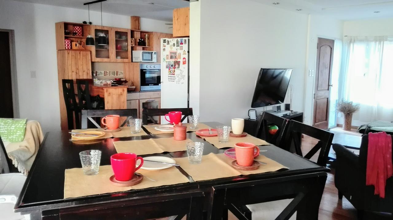 La Casa De Silvia Bed and Breakfast Puerto Madryn Eksteriør billede
